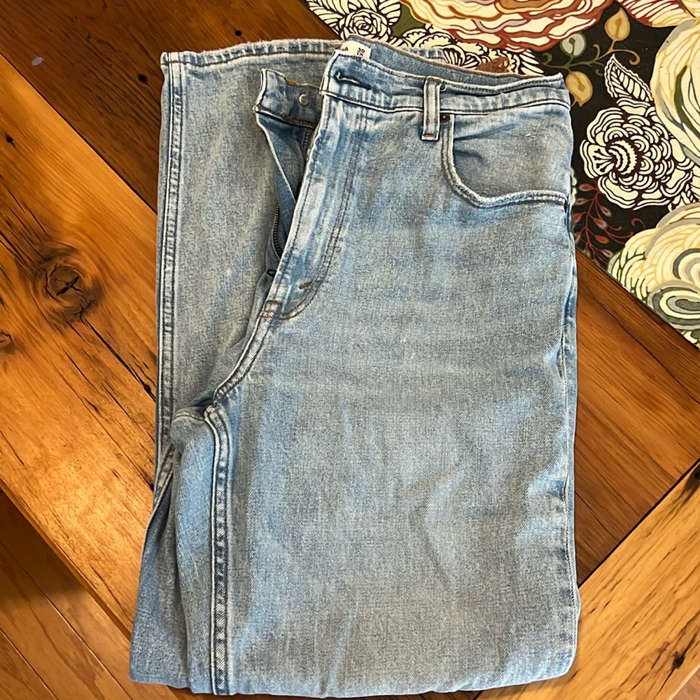 Abercrombie and Fitch The Ankle Straight Ultra High Rise size 30/10